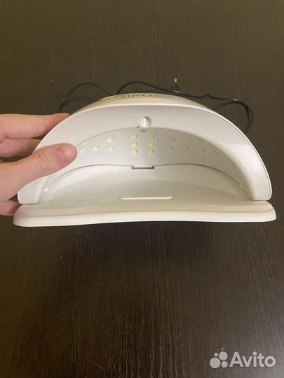 Лампа для ногтей