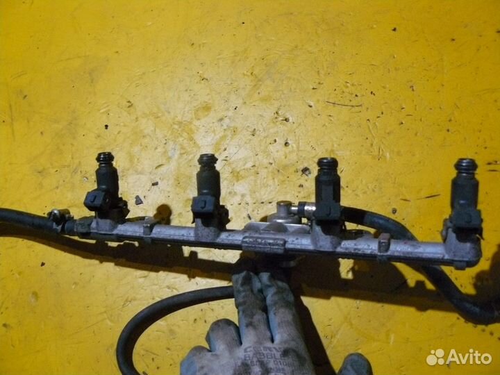 Топливная рампа в сборе Geely MK Cross 2013г