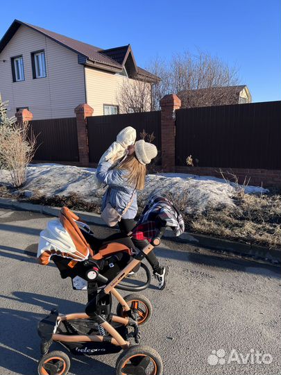 Продам детскую коляску 3 в 1