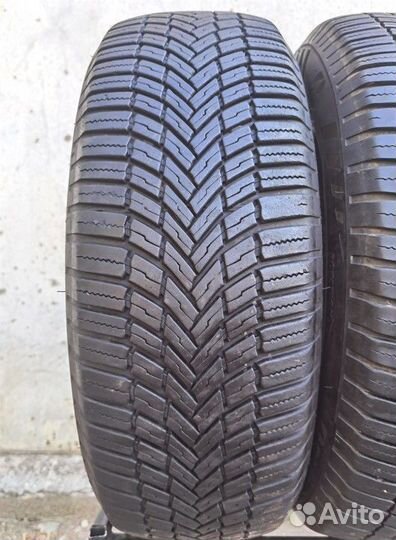 Bridgestone Weather Control A001 215/65 R16 102V