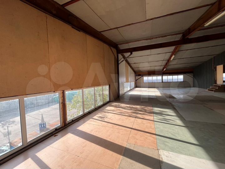 Склад, 327 м²