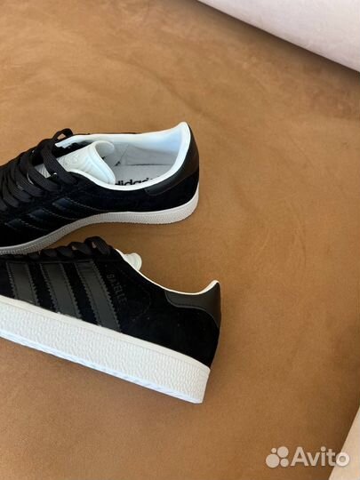 Adidas gazelle