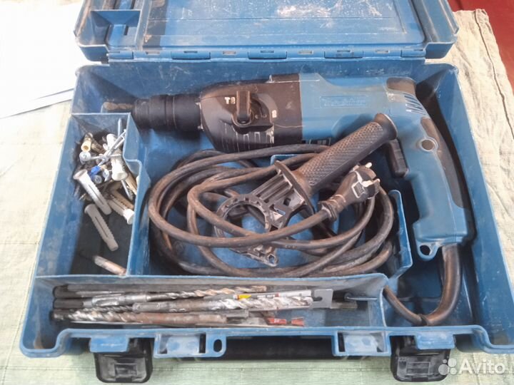 Перфоратор makita HR2440