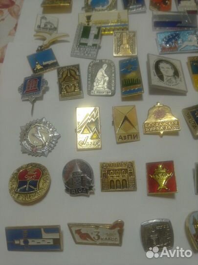 Коллекционные значки ссср. Большой выбор