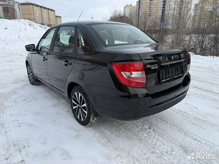 LADA Granta 1.6 МТ, 2024, 50 км