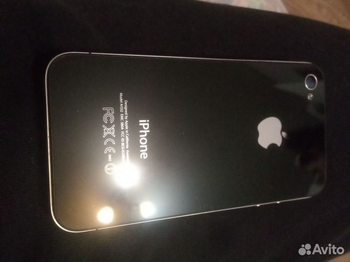 iPhone 4, 8 ГБ