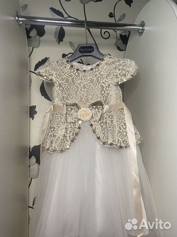 Платье нарядное для девочки 3-4 лет