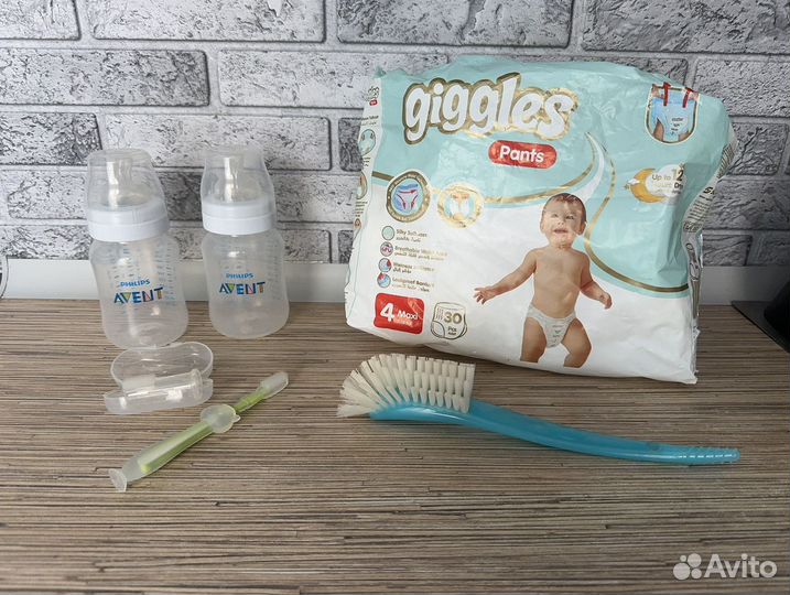 Бутылочки avent на брони