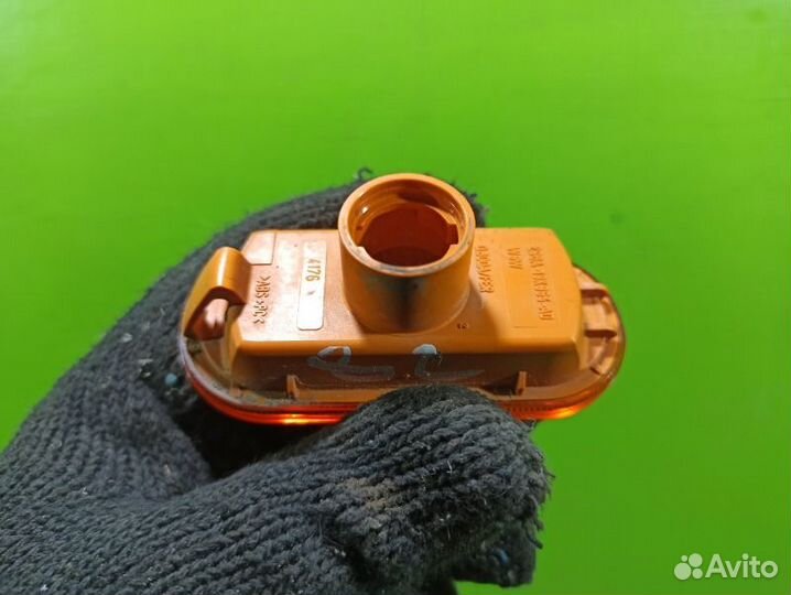 Повторитель поворота Ford Fusion хэтчбэк fyja 2008