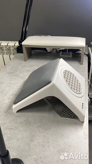 MAX Ultimate Пылесос настольный для маникюра