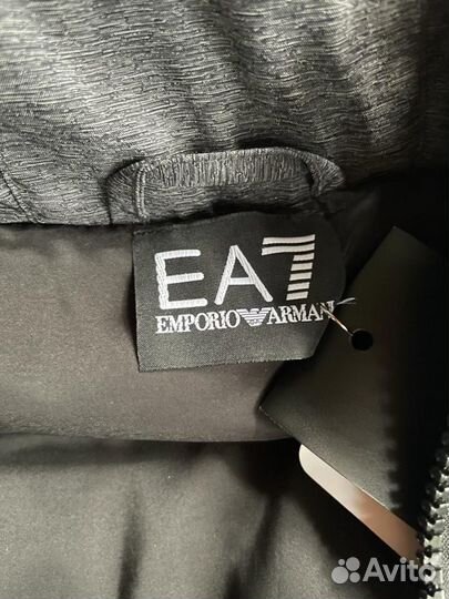 Пуховик emporio armani