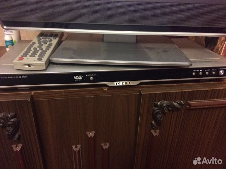 Продаю DVD проигрыватель