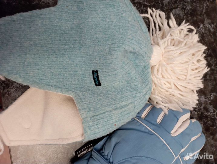 Шапка и перчатки горнолыжные