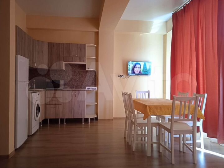 2-к. квартира, 50 м², 1/3 эт.