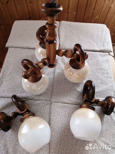 Комплект люстра и бра