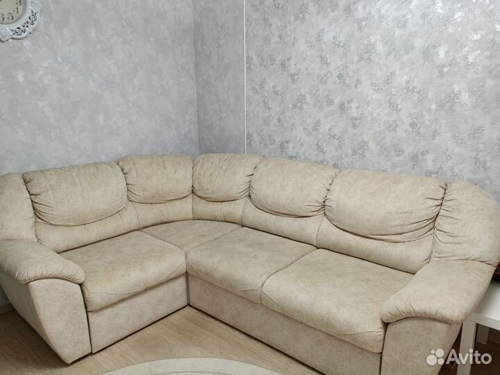 Угловой диван бу