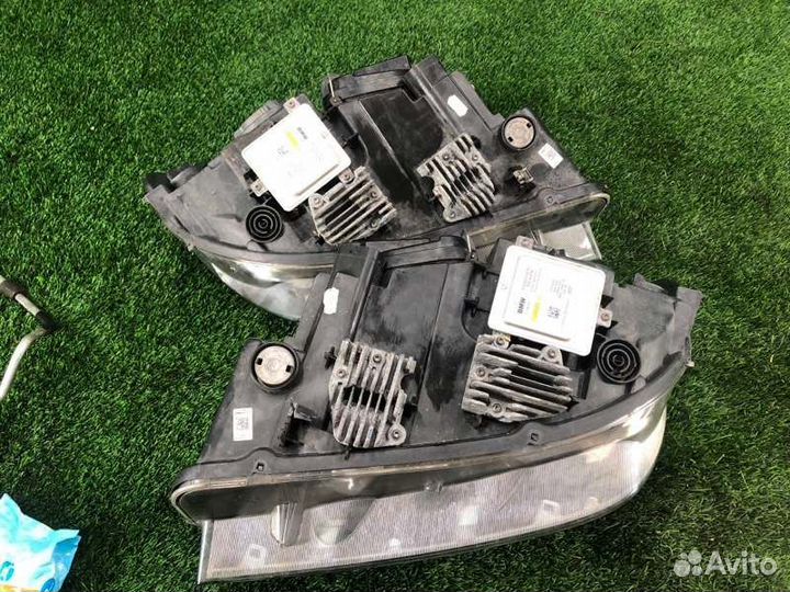 Фара би-ксенон адаптив передняя Bmw X1 E84 N47D20