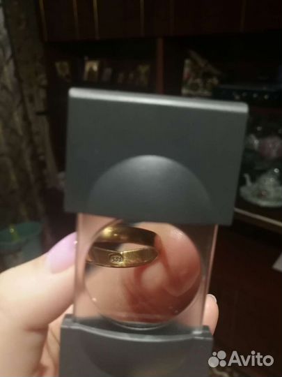 Золотое обручальное кольцо времён ВОВ