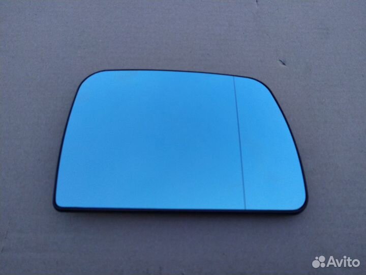 Bmw x5 e53 стекло зеркала правое