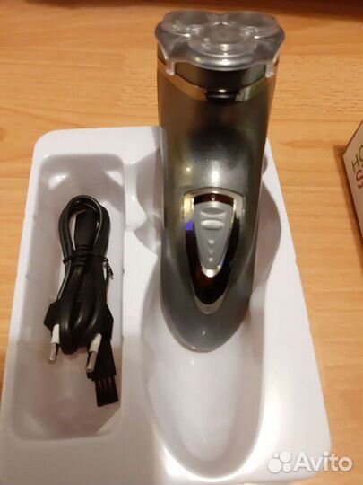 Бритва электрическая новая