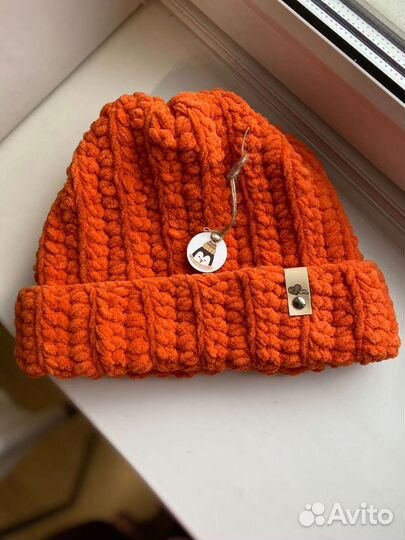 Шапка женская вязаная