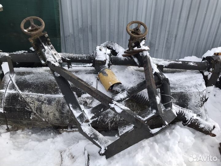 Щетка для трактора