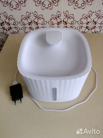 Фонтан-поилка для животных