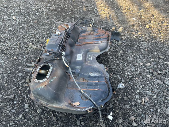 Топливный бак на Subaru Forester Sg 2002-2008