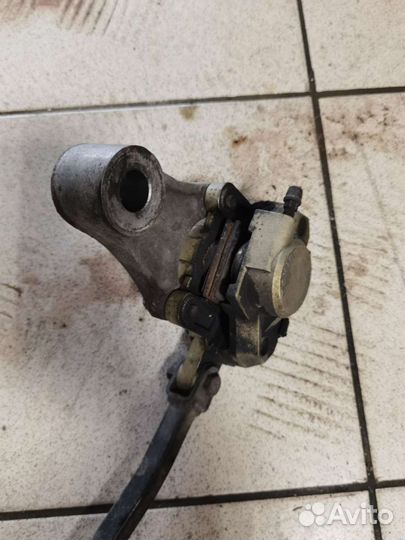 Задний суппорт suzuki gsx 400 inazuma