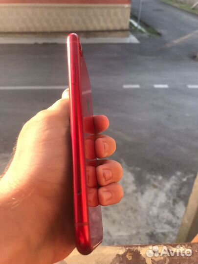 Телефон iPhone хр