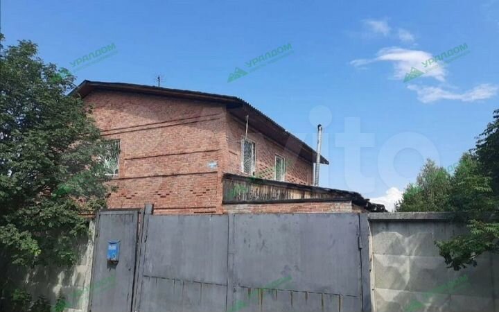 Дом 186,1 м² на участке 16 сот.