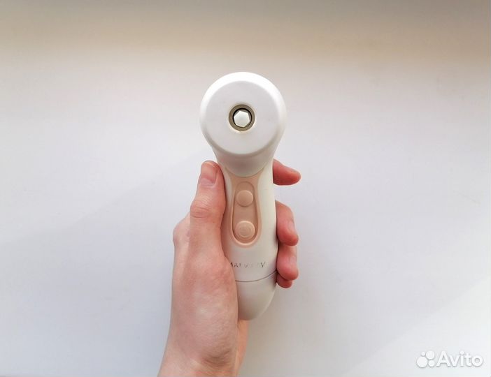 Щетка для очищения кожи лица Mary Kay