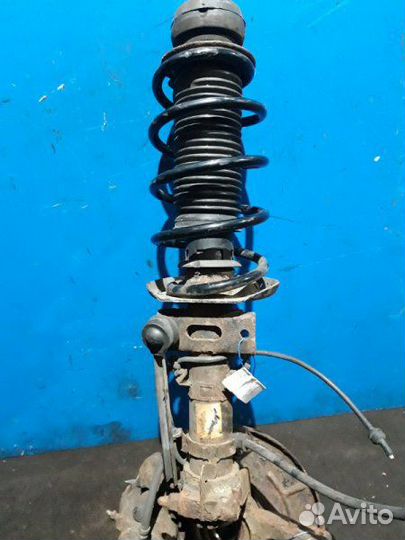 Амортизатор передний Skoda Fabia 2 2007-2015