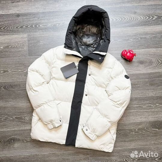 Зимние куртки Moncler