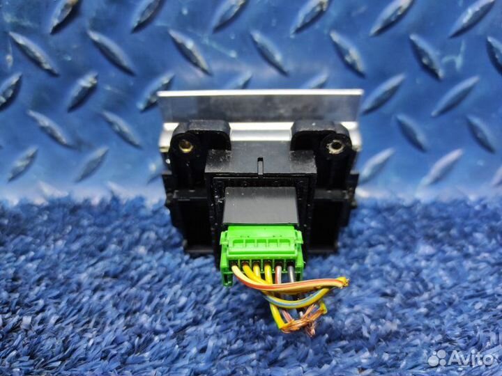 Кнопка стояночного тормоза Range Rover Vogue 3