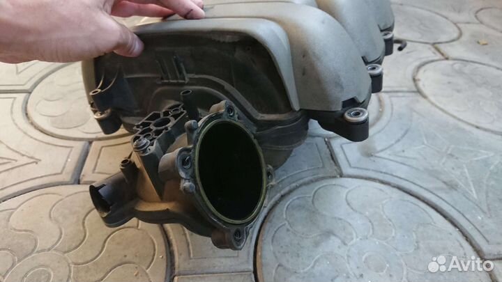 Впускной коллектор Audi A6 c6 4f 2.8 fsi bdx