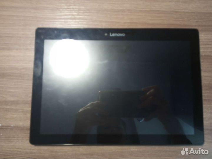 Планшет леново с чехлом