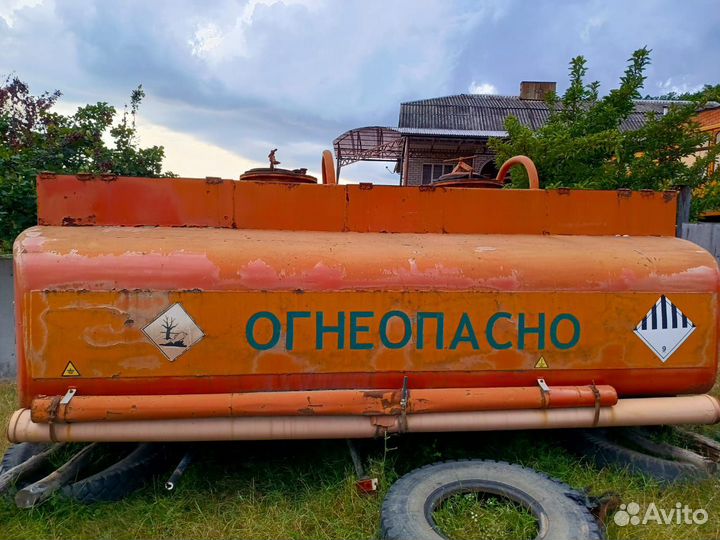Цистерна бензовоза