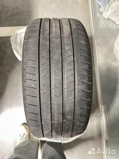 Bridgestone Potenza S001 245/40 R21 96Y