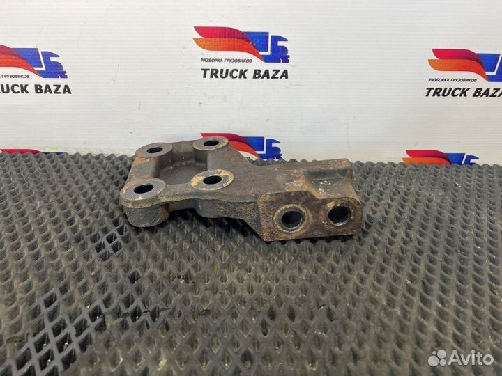 Кронштейн двигателя задний левый