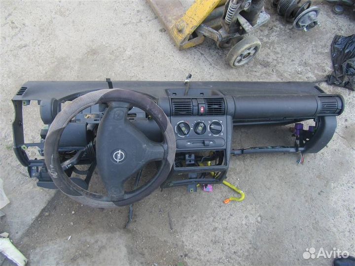 Электроусилитель руля Opel Corsa B 1998 9156398