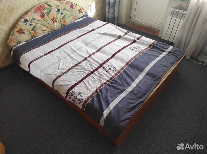 Диван, 2 кресла и кровать