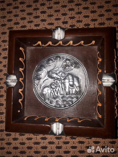 Пепельница мраморная (2 шт) и из Индии (1шт)