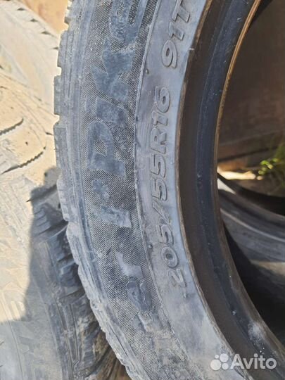 Hankook Winter I'Pike 205/55 R16