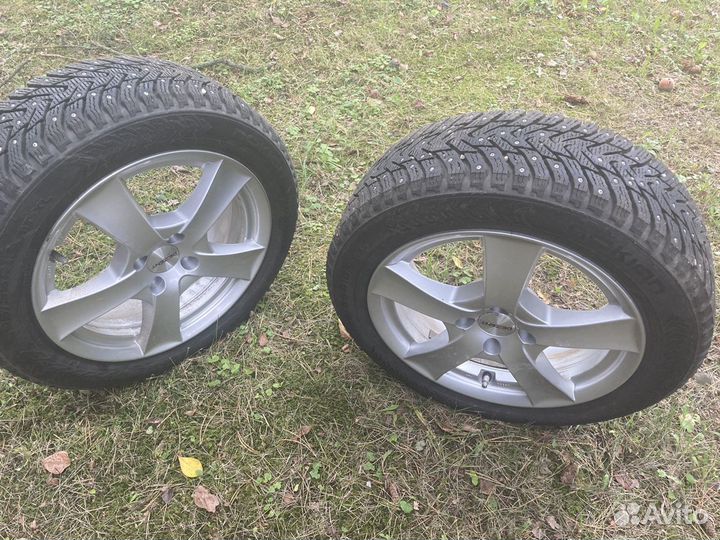 Зимние колеса r 16 Nokian Hakkapellitta 8