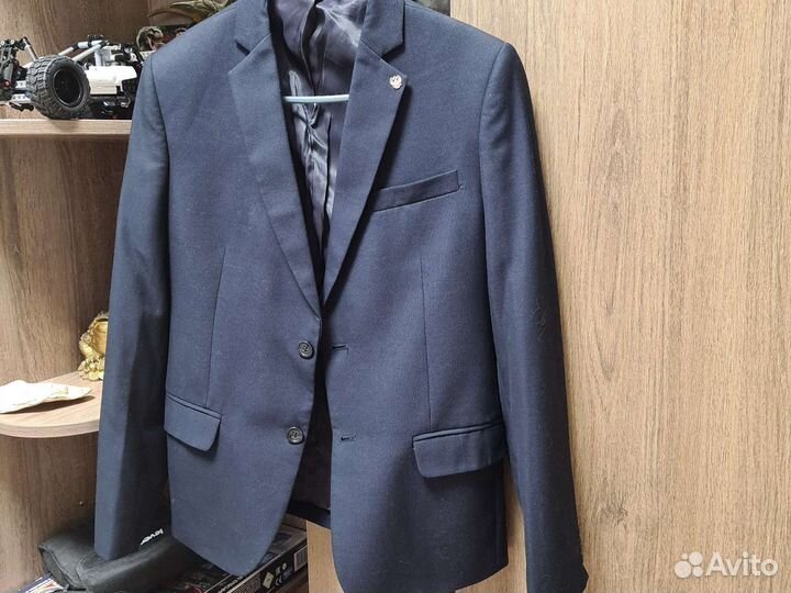 Пиджак школьный