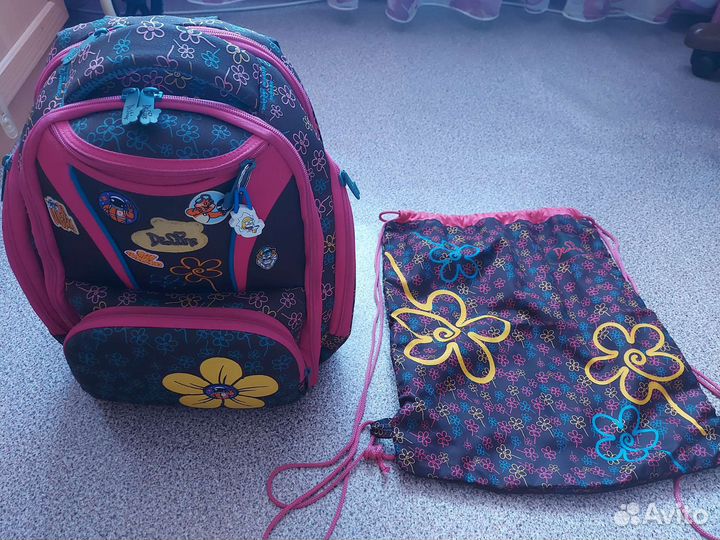 Ранец школьный для девочки (рюкзак)