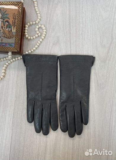 Перчатки женские кожаные новые