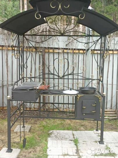 Мангал со столиком