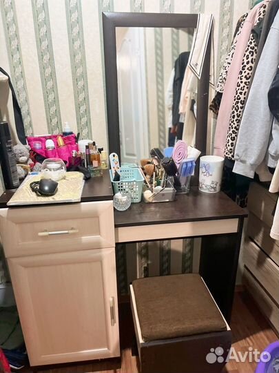 Туалетный столик